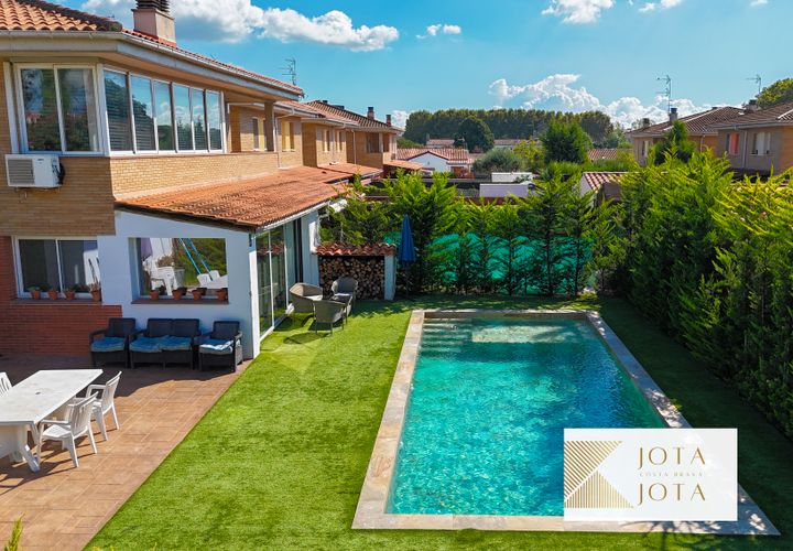 Villa a Tordera, Barcelona, Tordera - € 450.000 | Ref: 00317 - foto 1